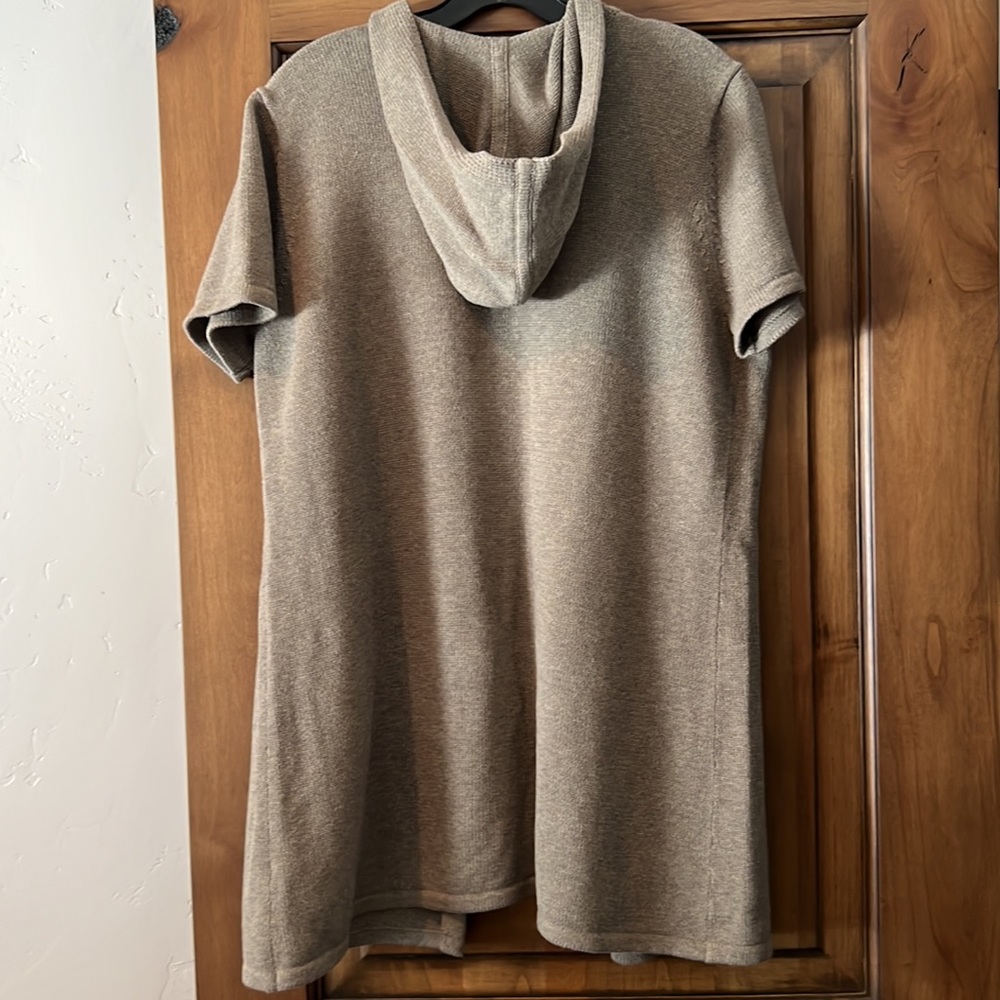 J Jill, hooded, short sleeve sweater,khaki size large - Picture 2 of 5